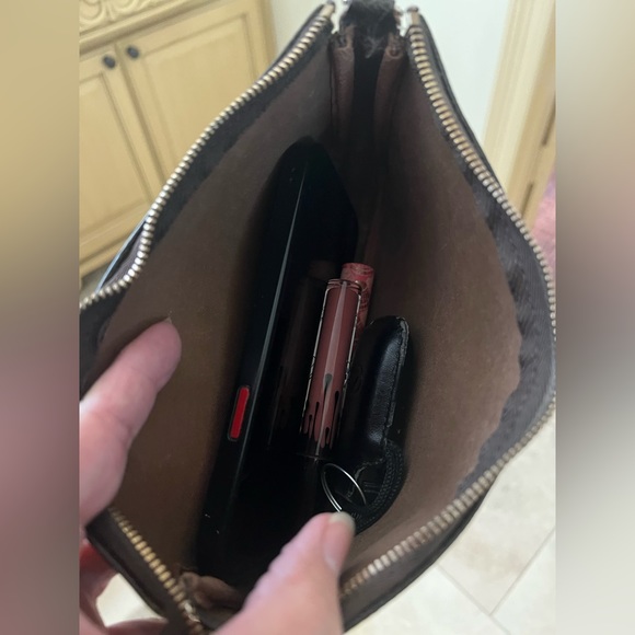 Louis Vuitton Pochette Monogram Canvas - Picture 15 of 16